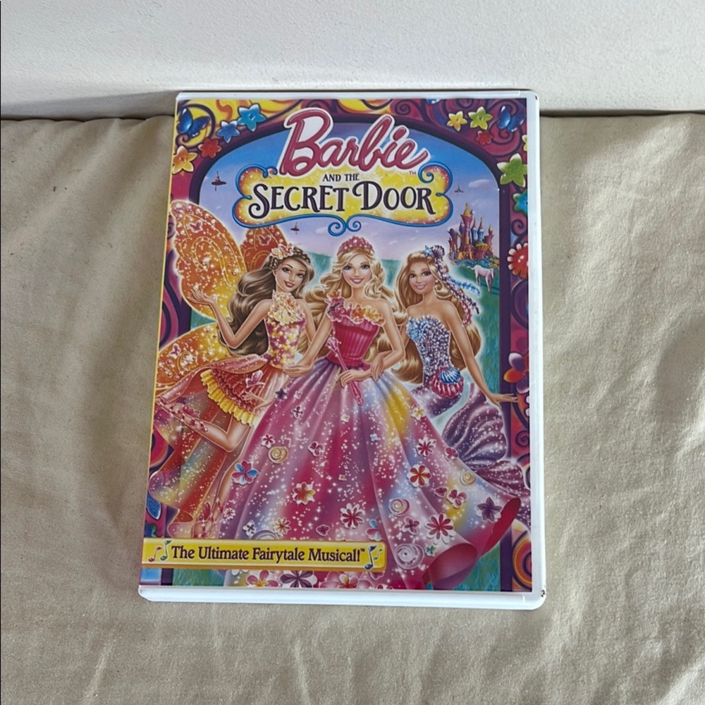 ⭐️ Barbie and the Secret Door DVD 2014 Universal Home Video Movie Film Dolls